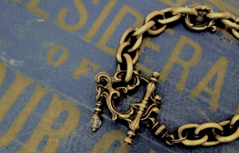 Rococo Mantel Brass Chain Bracelet "Point"